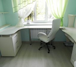 Рабочее место в детской комнате от Green мебель