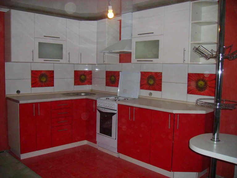 Кухня Красная с белым