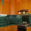 Фото №19714 Кухня Ольха + зеленый мрамор