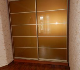 Шкаф-купе Золотистые двери от Green мебель