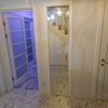 Фото №10631 Біла вбудована шафа з дзеркалом Меблі з фасадом МДФ