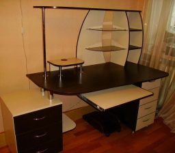 Комп’ютерний стіл Венге зі склом от Green мебель