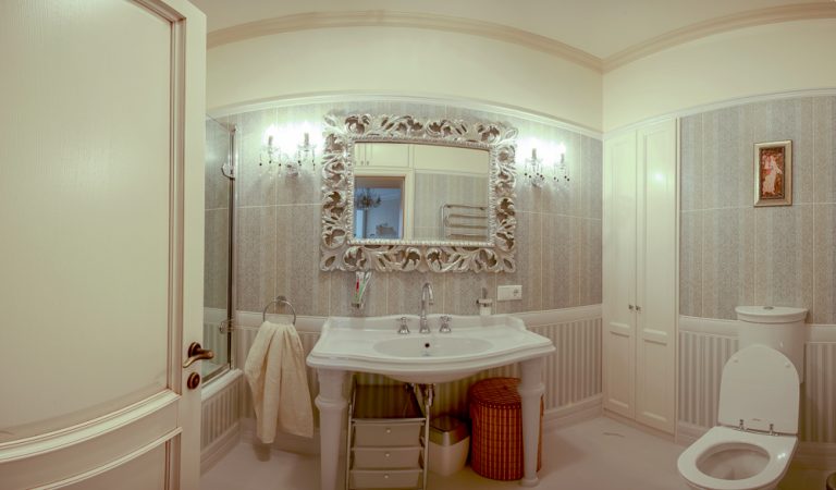Класична ванна кімната