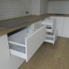 Фото №16159 Кухня Белая со Скрытыми Ручками Мебель с акриловым фасадом