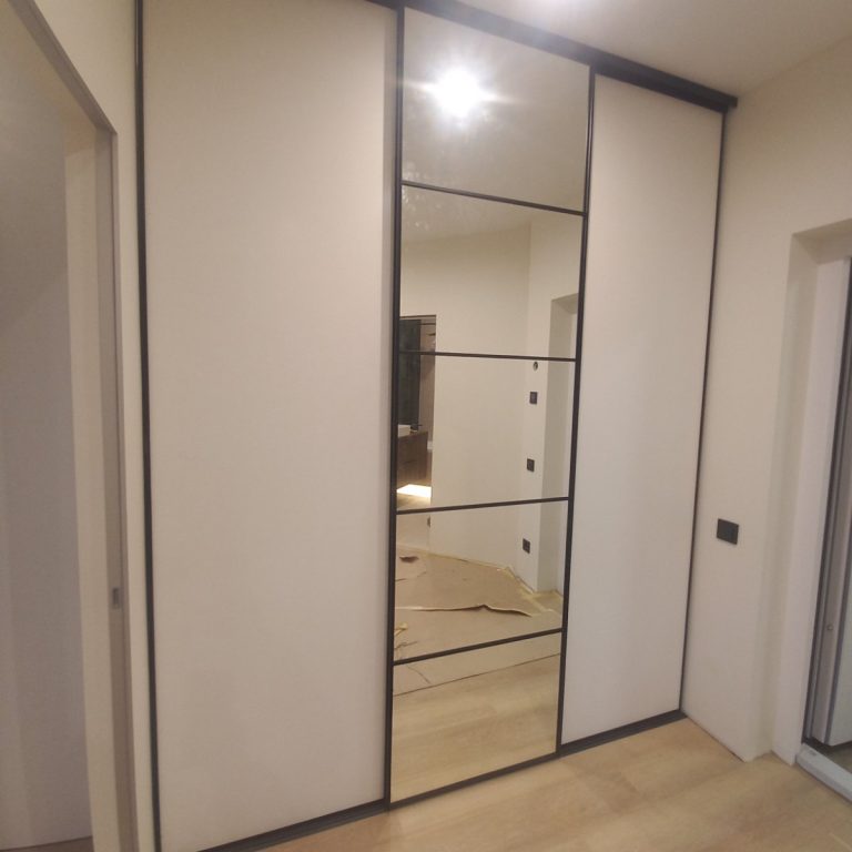 Гардеробна-купе Білий Перл від Green Mebel, Київ